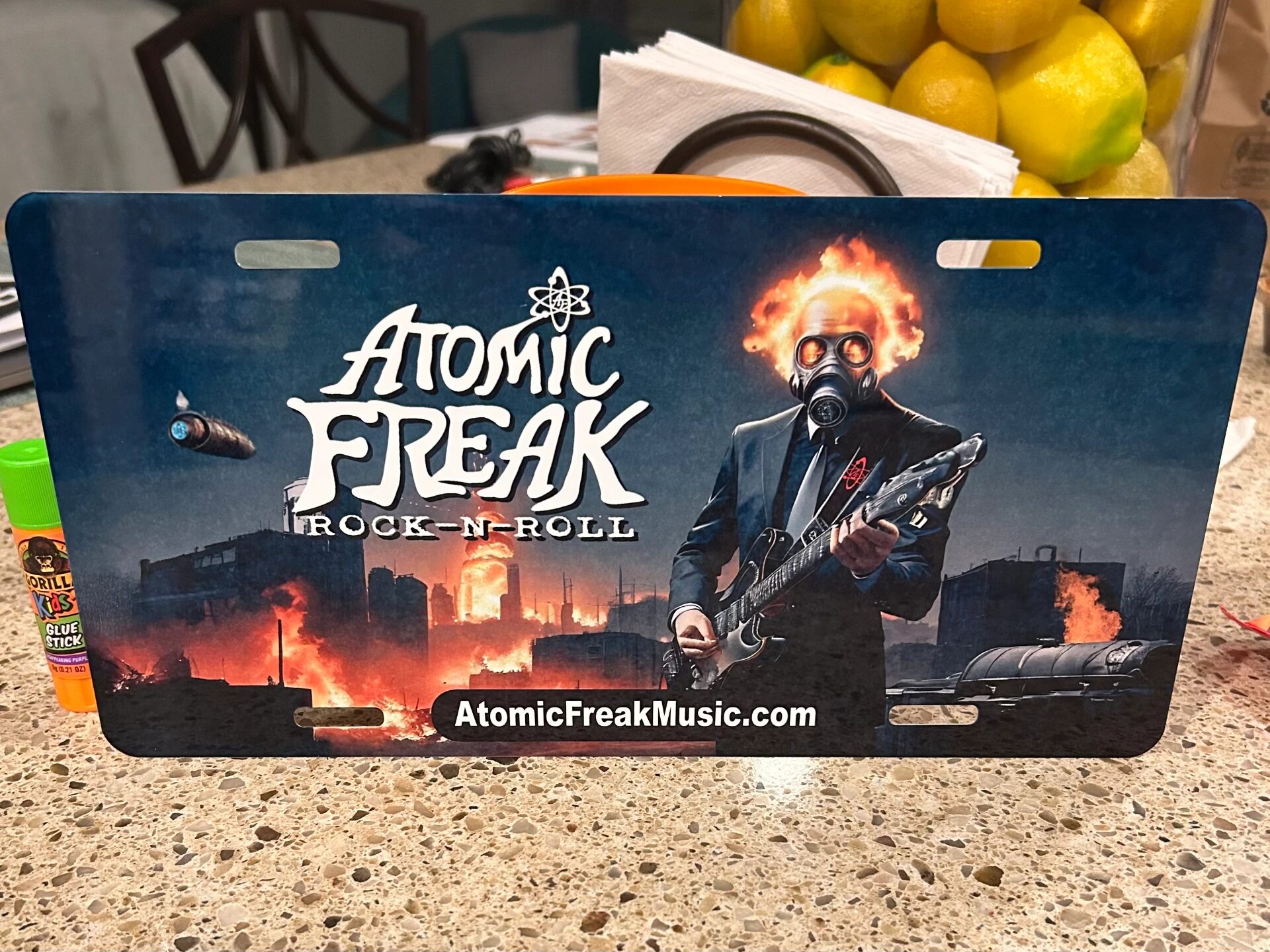 ATOMIC FREAK live photo 8